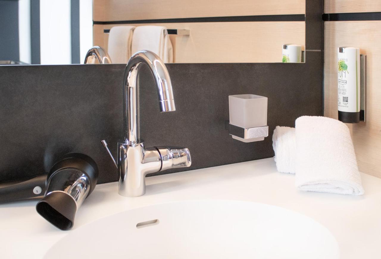 Lgo Hotel By Wmm Hotels Lemgo Esterno foto